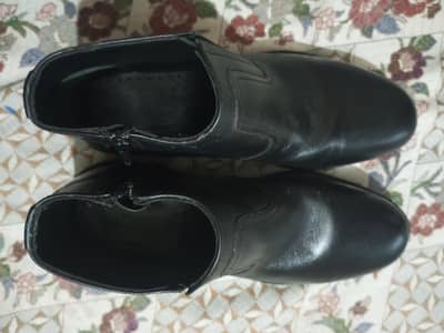 men's black ankle-length dress boots