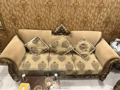 5 seater Sofa Set with centre table