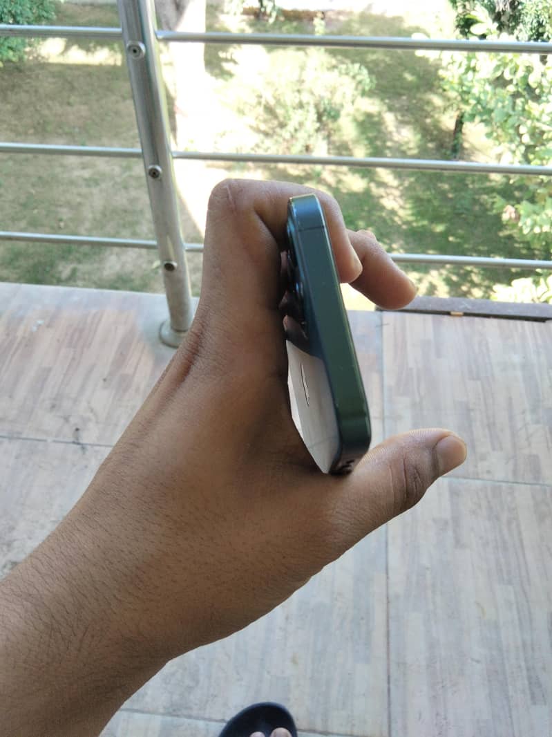 Apple iPhone 12 Pro 5