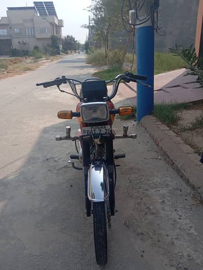 Honda CD 70 2025