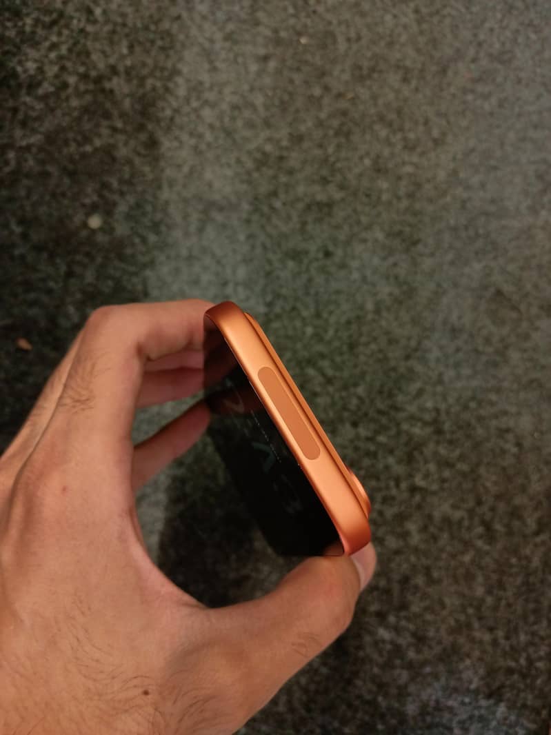 Apple iPhone 17 Pro Max 1