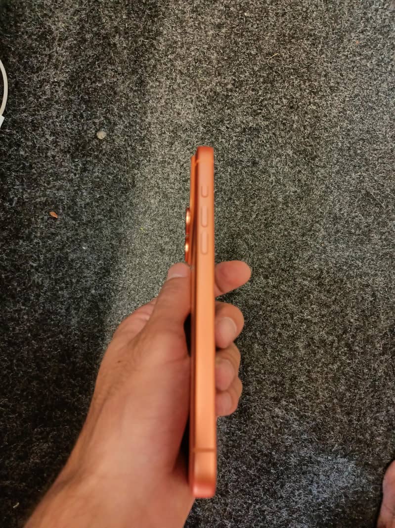 Apple iPhone 17 Pro Max 3