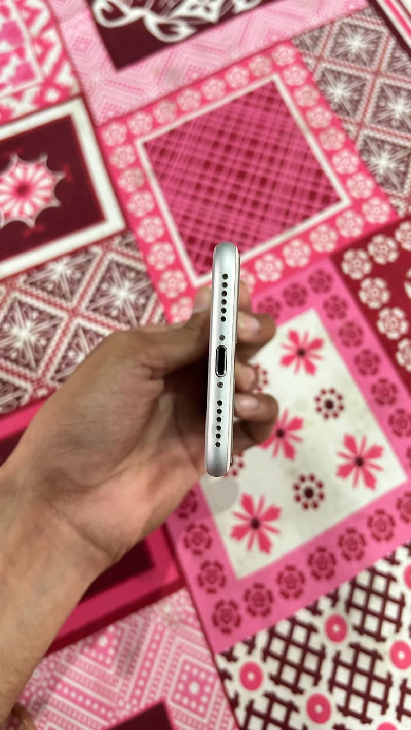 Apple iPhone 7 8