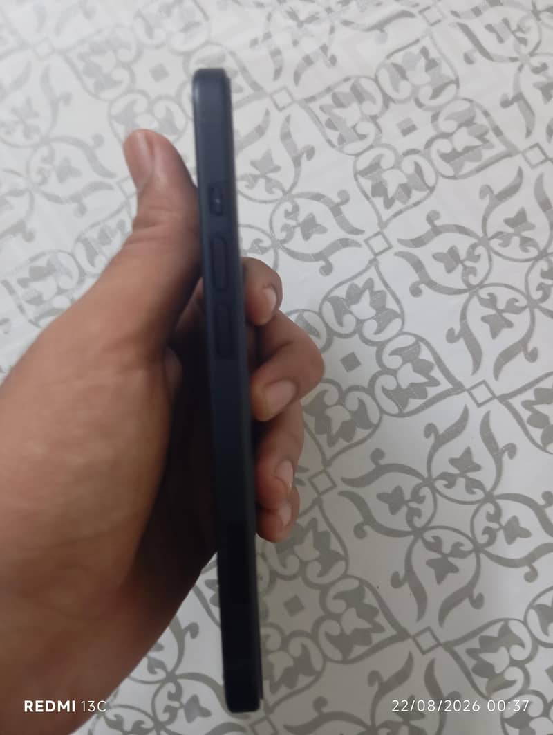 Apple iPhone 15 3