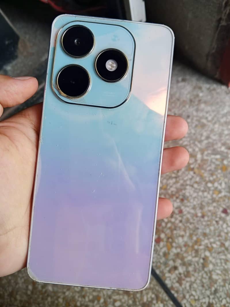 Tecno Spark 20 6