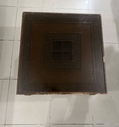 Center table sets of 2, good quality. Price for both in total 10000