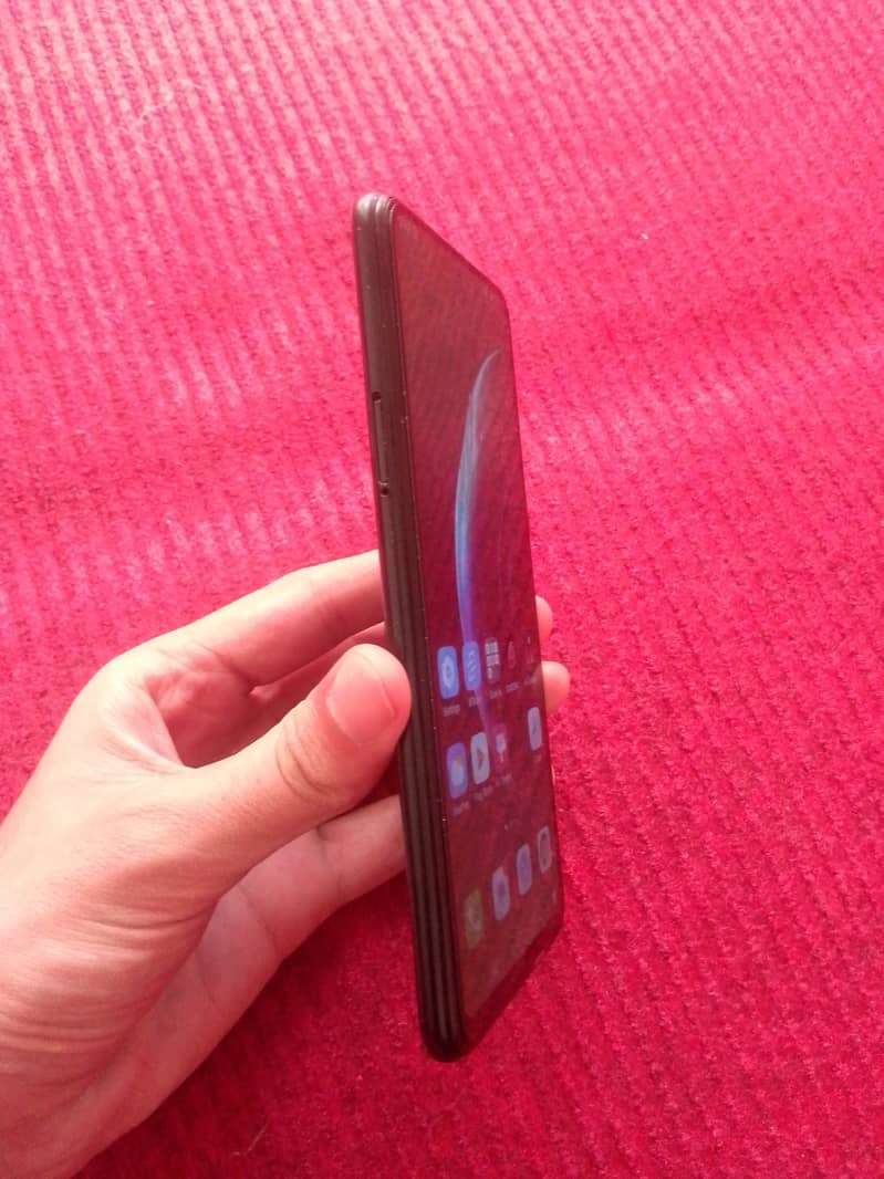 Tecno Camon 15 pro. 3