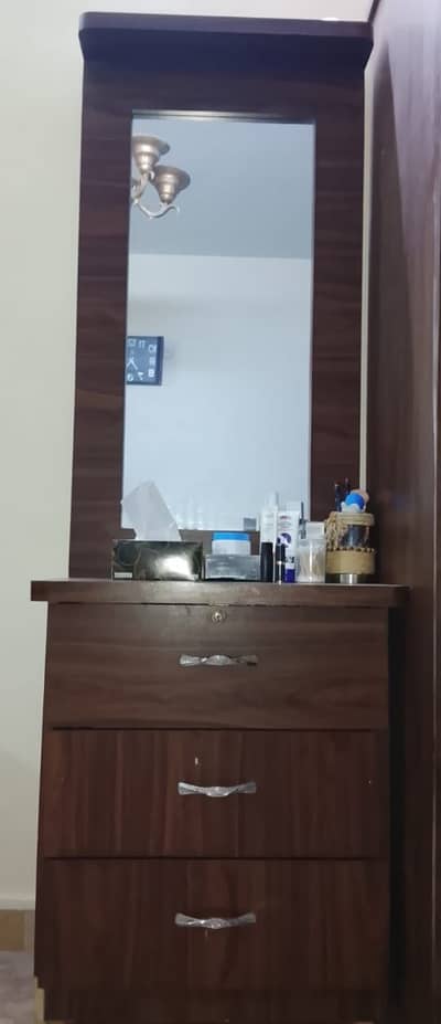 Bedroom set for sale