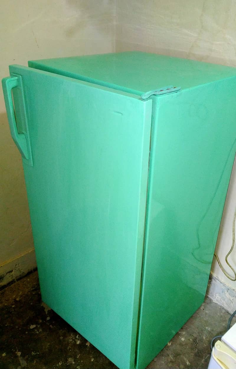 single door Fridge Dawlance 0