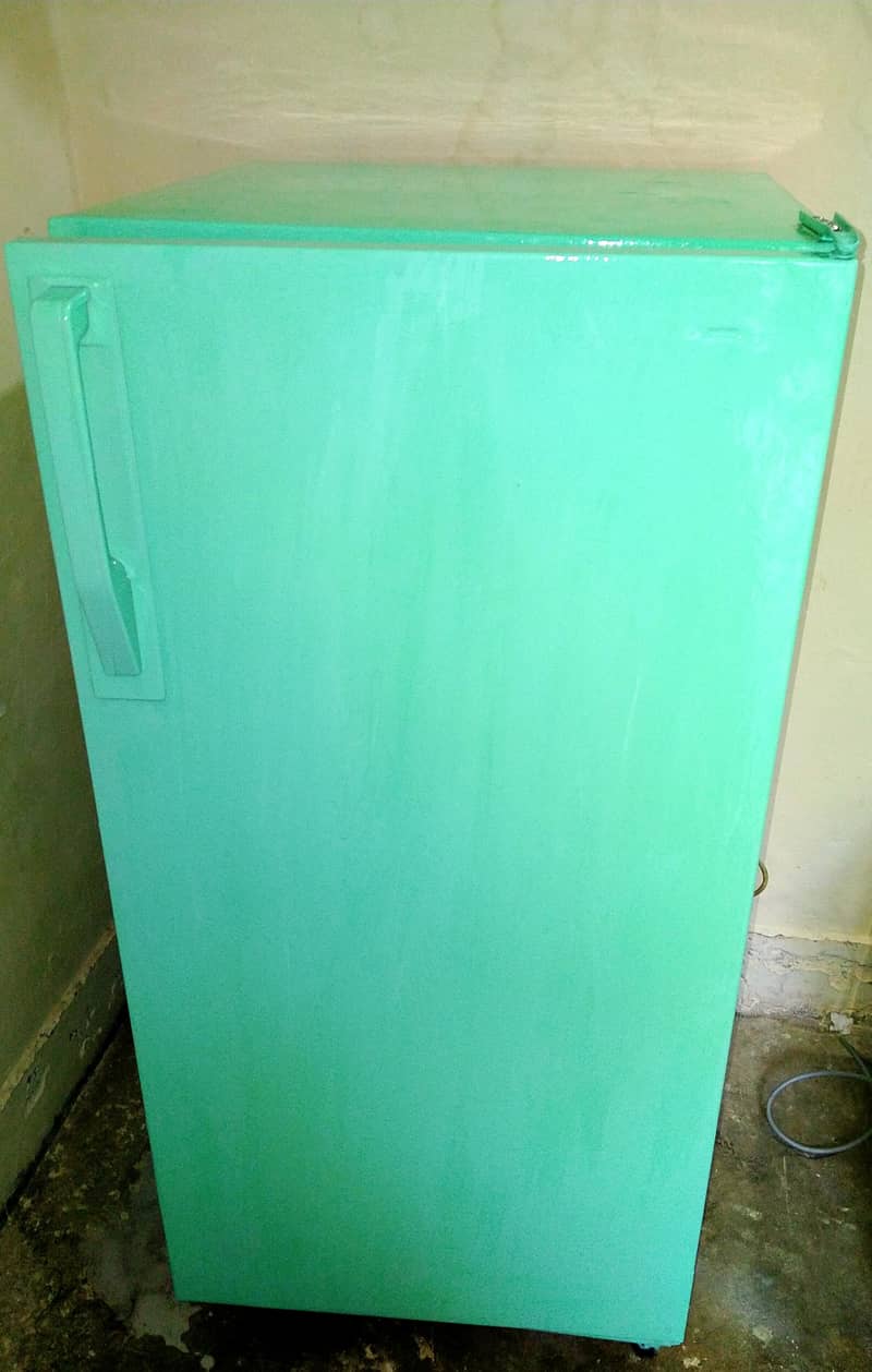 single door Fridge Dawlance 1
