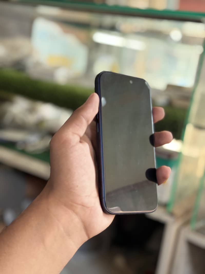 Apple iPhone 17 Pro 1