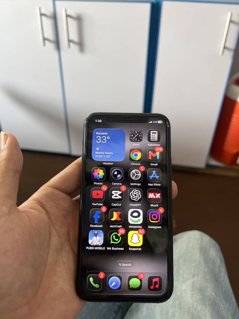 Apple iPhone 11 Pro 1