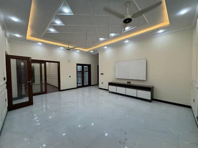 1 Kanal Brand New Luxury Lower Locked Upper Portion Available For Rent in Bahria Town Lahore