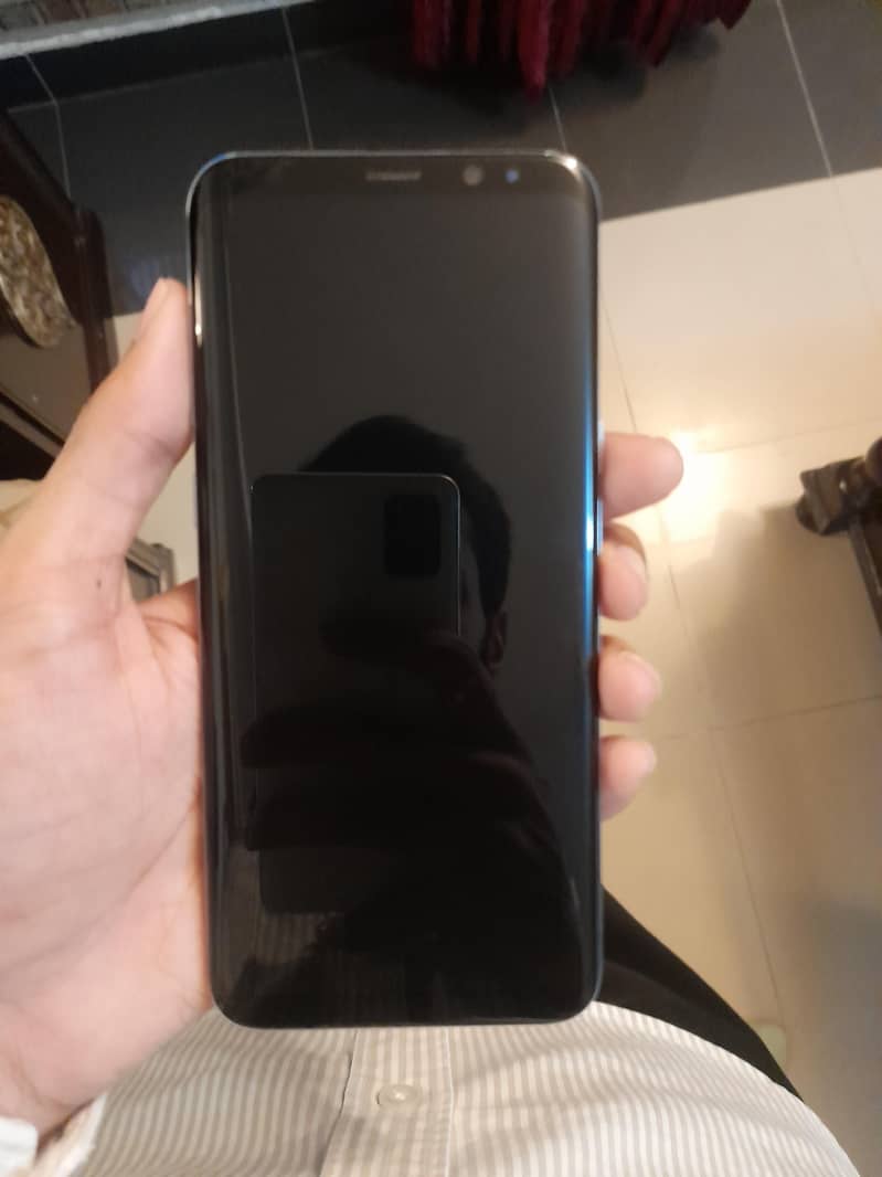 Samsung Mobile S8 Plus 1