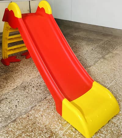 Kids slide 3 steps