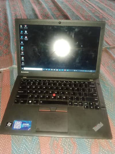 Lenovo ThinkPad Core i5 | 8ram & 500gb memory