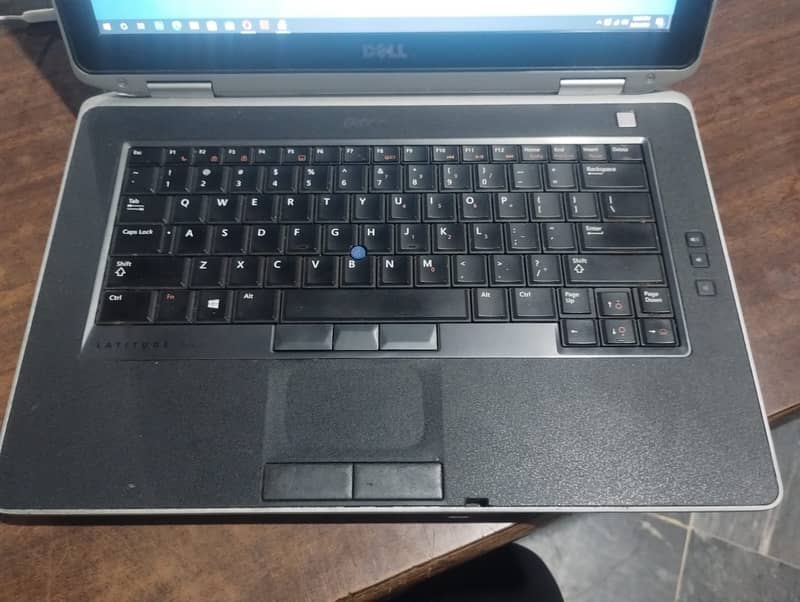 Dell Latitude E6430 1