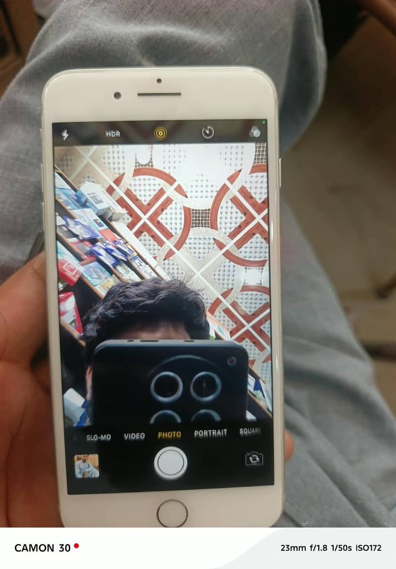 Apple iPhone 7 Plus 3