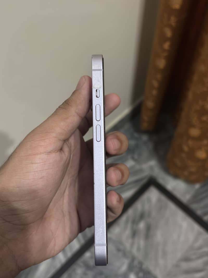 Apple iPhone 14 2
