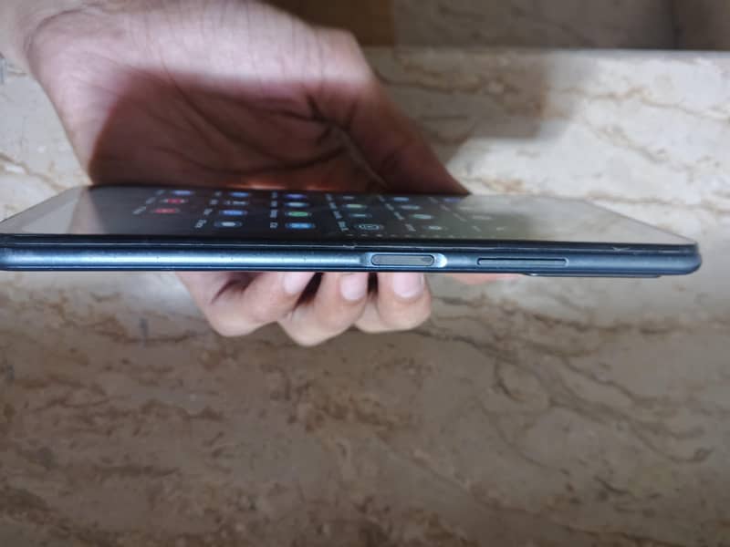 Infinix Note 8i 4