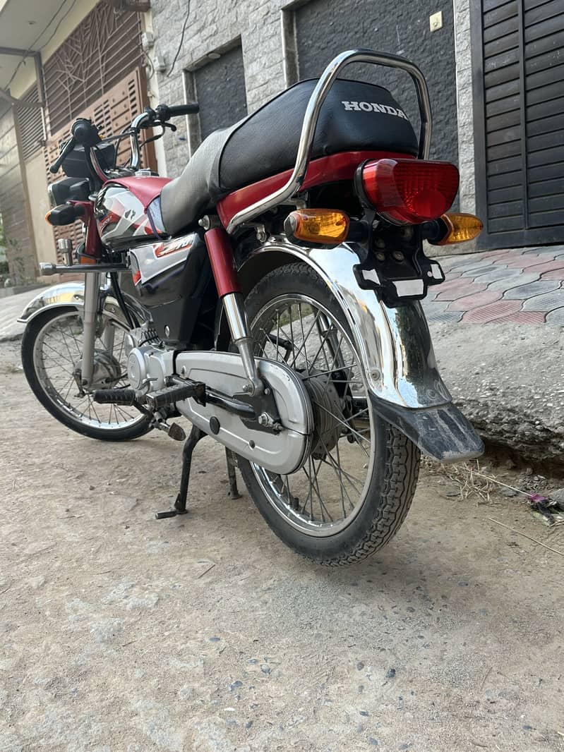 Honda cd 70 5