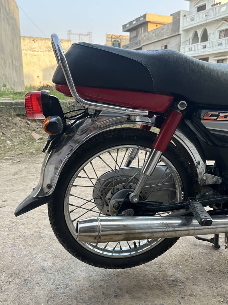 Honda cd 70 8