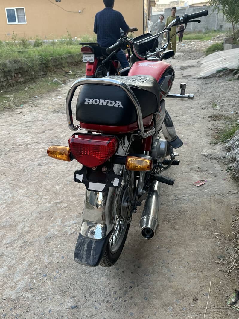 Honda cd 70 9