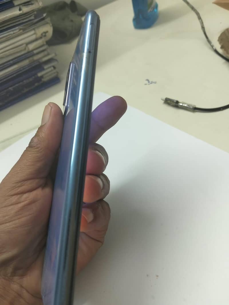 Vivo V21e 3