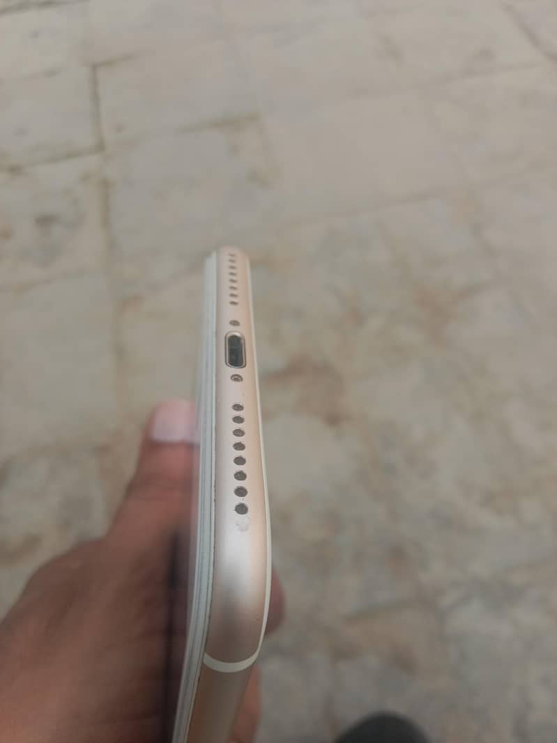 Apple iPhone 7plus PTA Approved 8