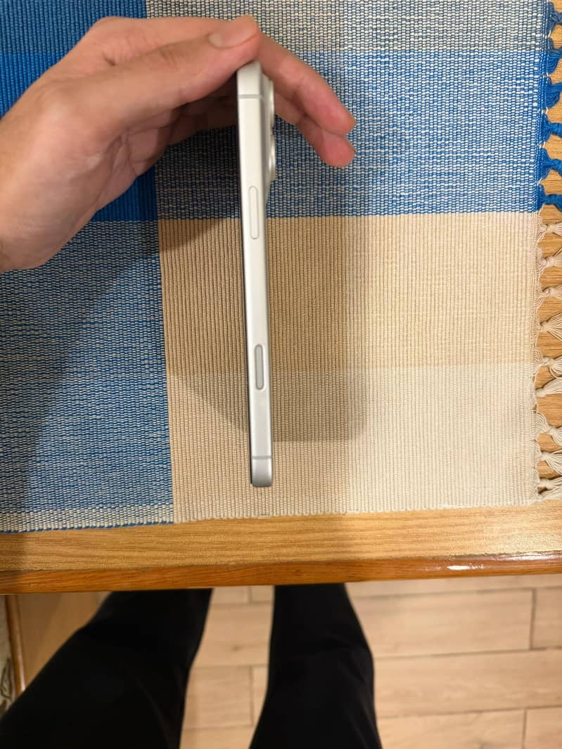 Apple iPhone 17 Pro Max 1