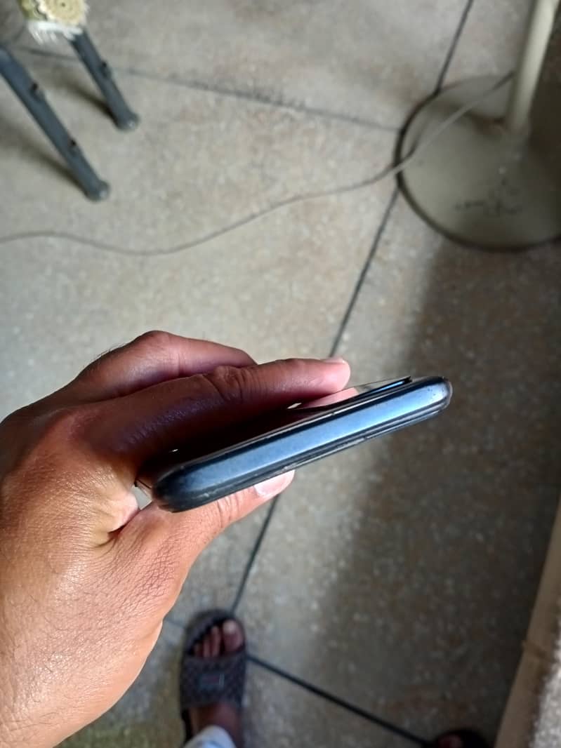 OPPO A54 4