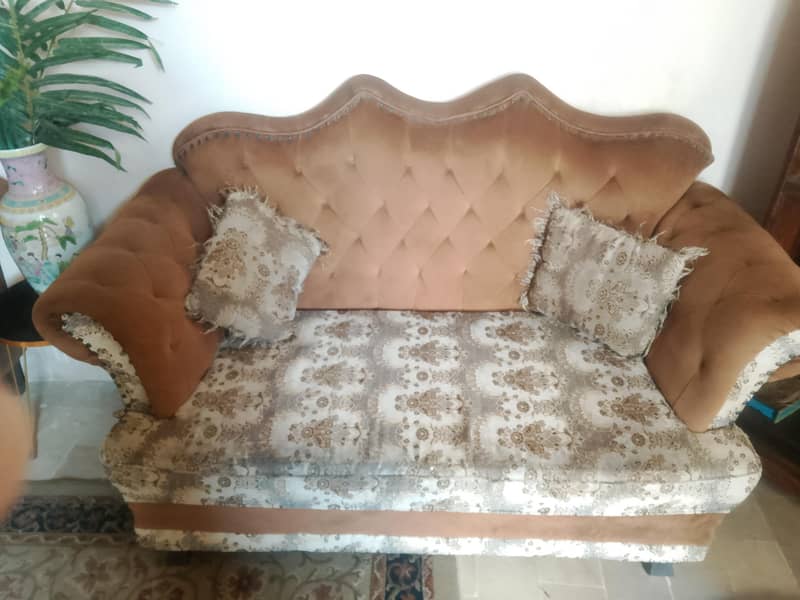 7 seaters 10/10 sofa set 2