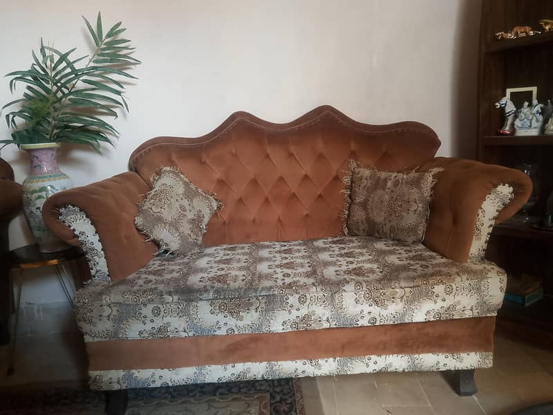 7 seaters 10/10 sofa set 3