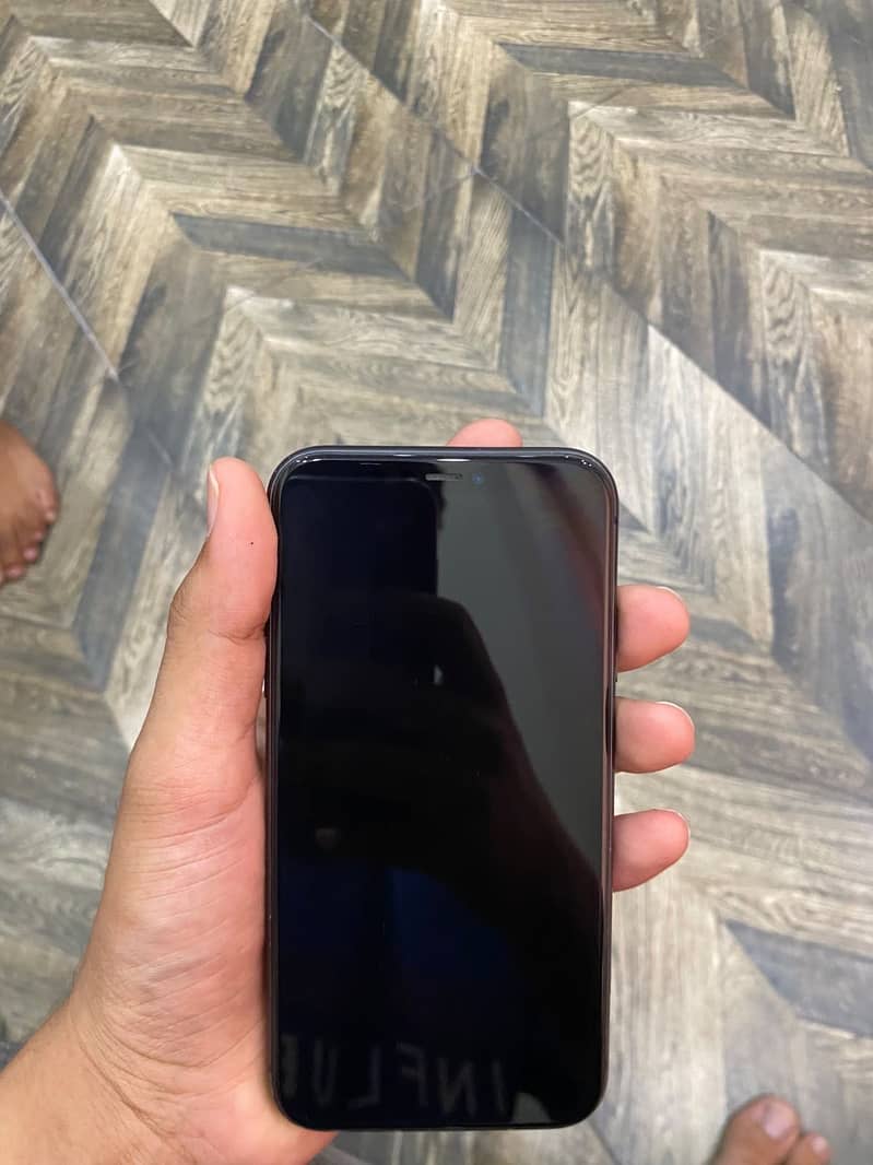 Apple iPhone 11 6