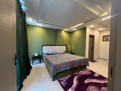 1 bed Luxury Appatment For Short Stay. 0321 1046192