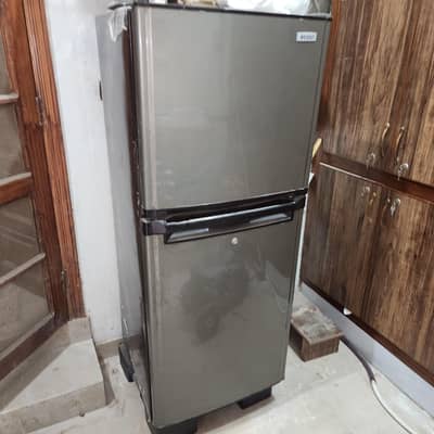 oreint medium size fridge for sale
