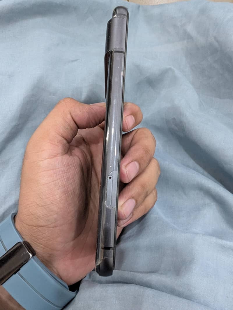 Google Pixel 8 3