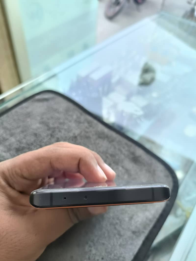 iQOO 9 Pro 5