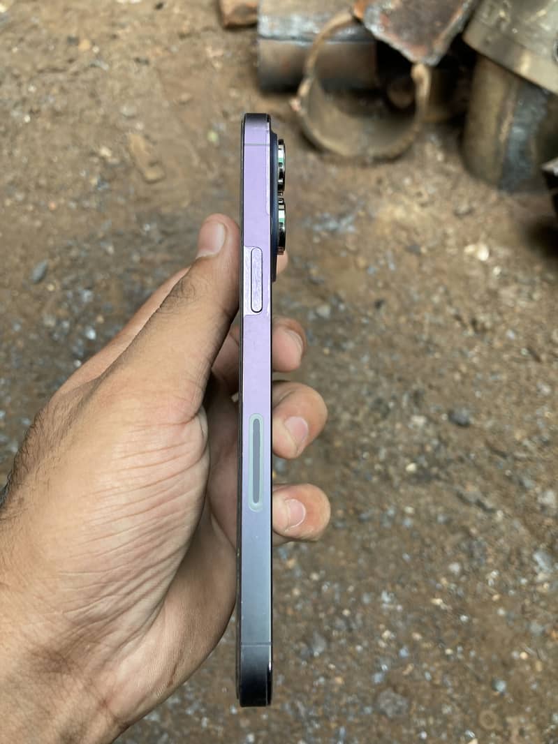 Apple iPhone 14 Pro Max 8