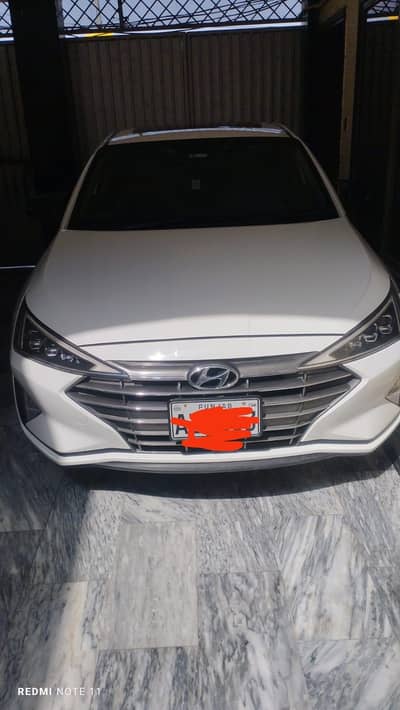 Hyundai Elantra 2022