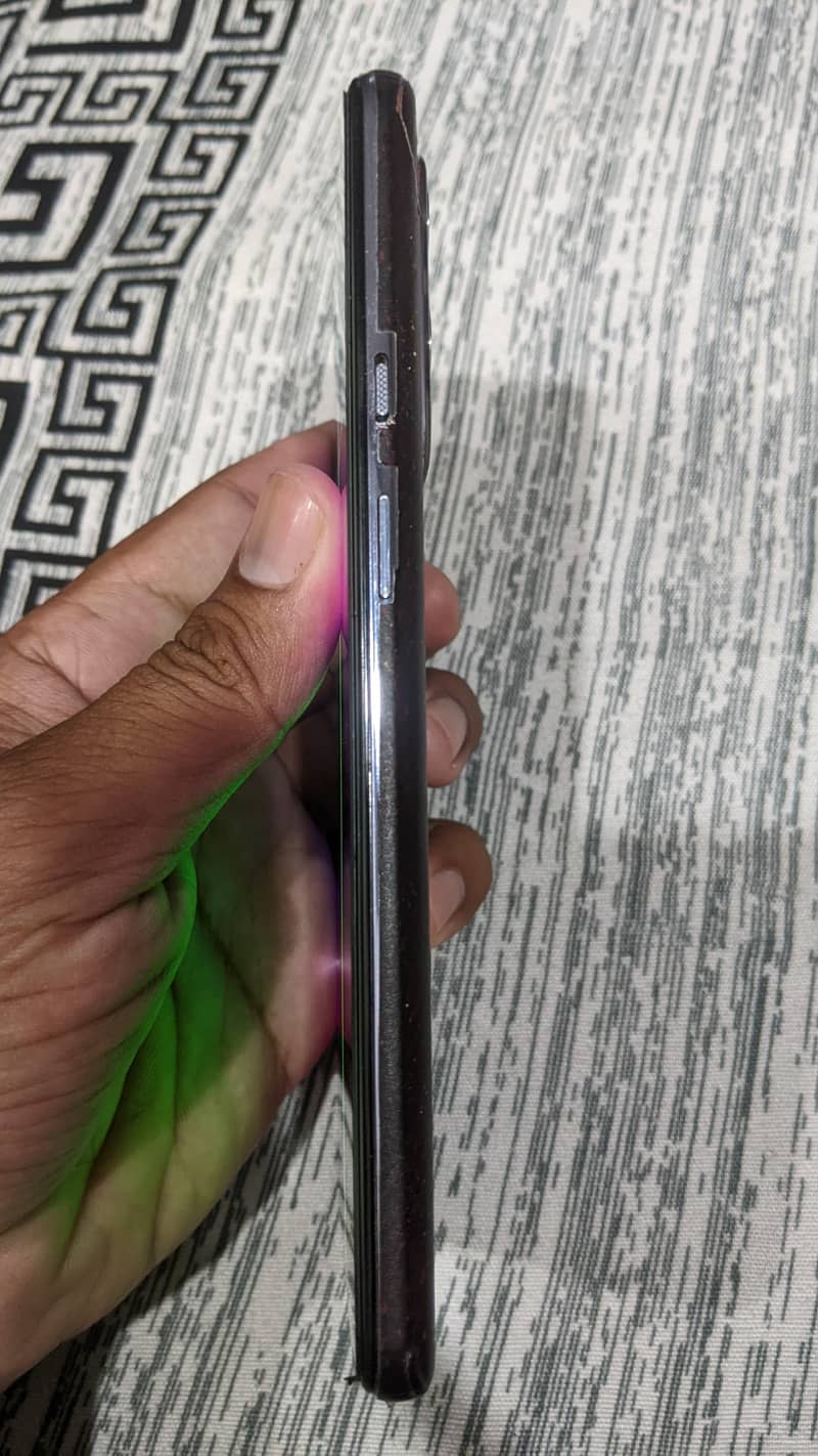 One Plus 9T 3