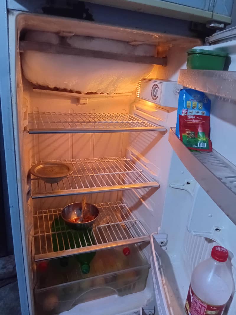 fridge 0