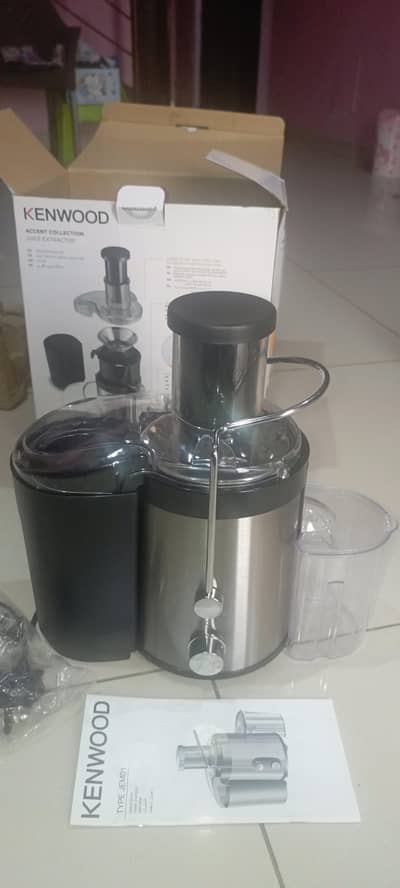 Brand New Kenwood Juicer JEM-02