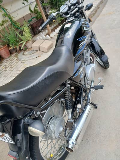SUZUKI GS150 -2023/24