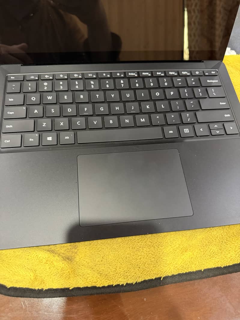 Surface laptop 1