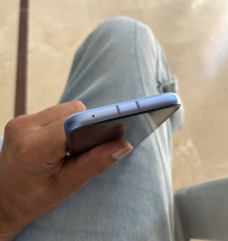 Google Pixel 8a 5