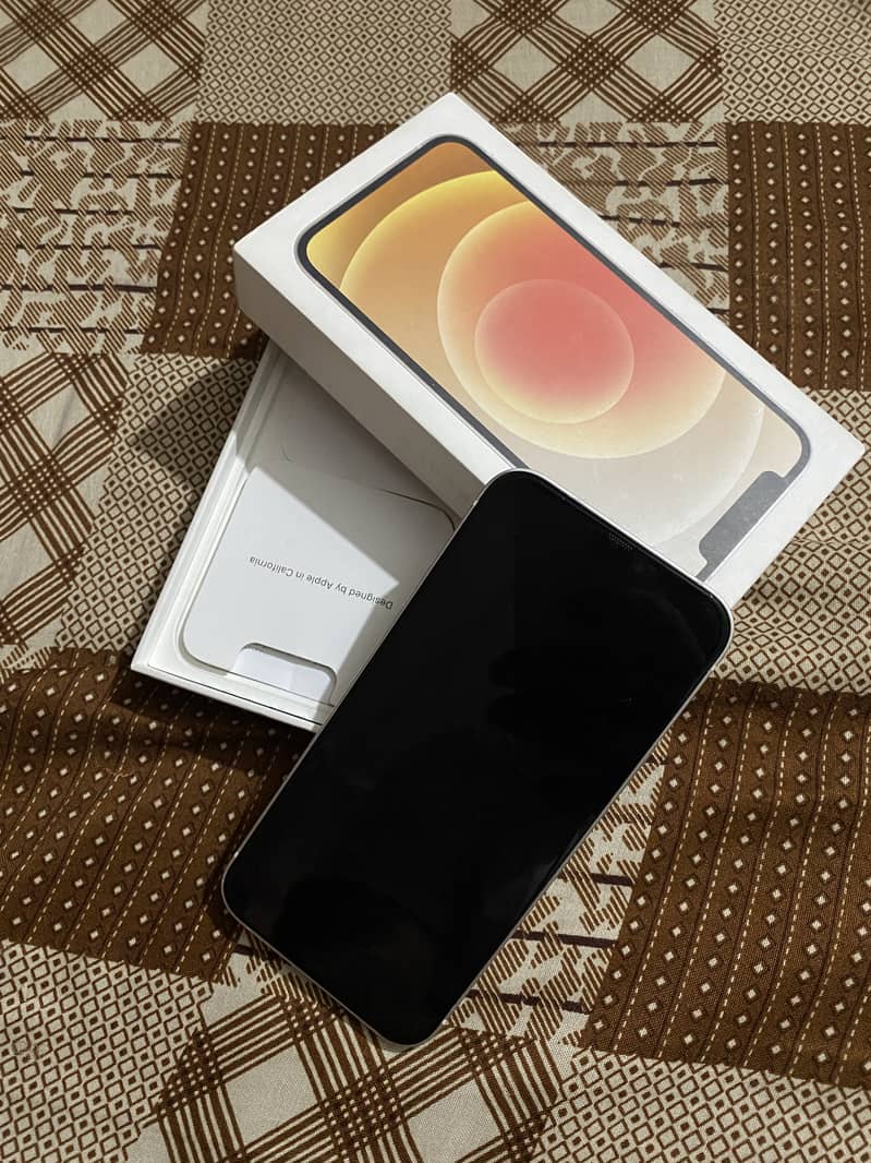 Apple iPhone 12 8