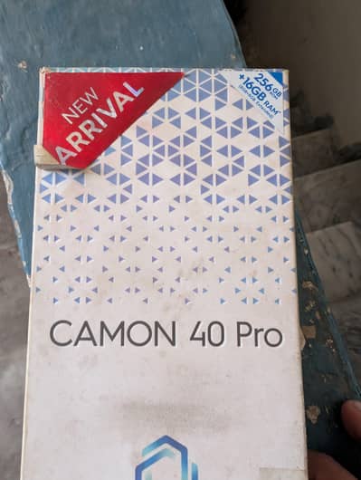 Tecno CAMON 40 Pro 8/256 with complete box