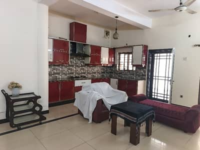 10 Marla Double Storey Facing Park House in C1 Township LHR