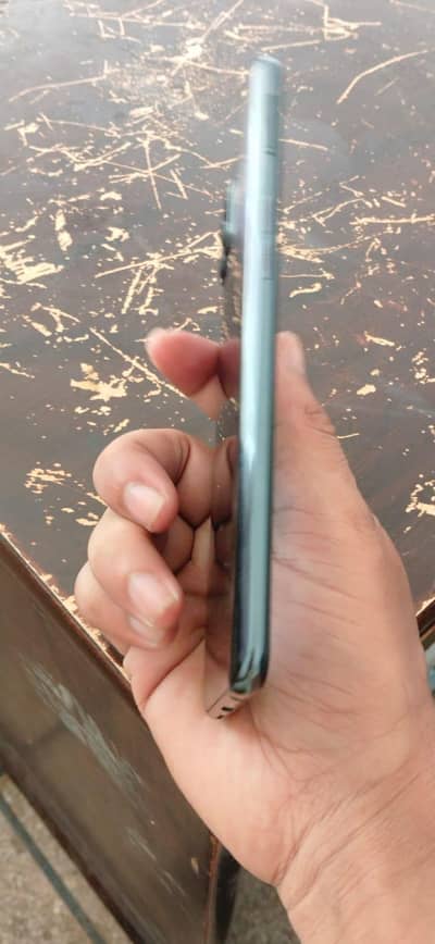OPPO F17 Pro